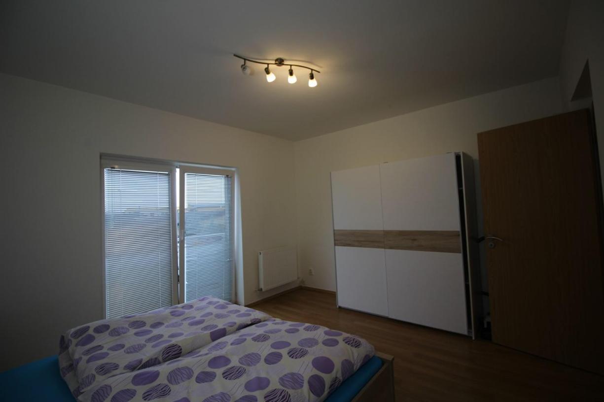 Apartman 502 Ruzindol المظهر الخارجي الصورة
